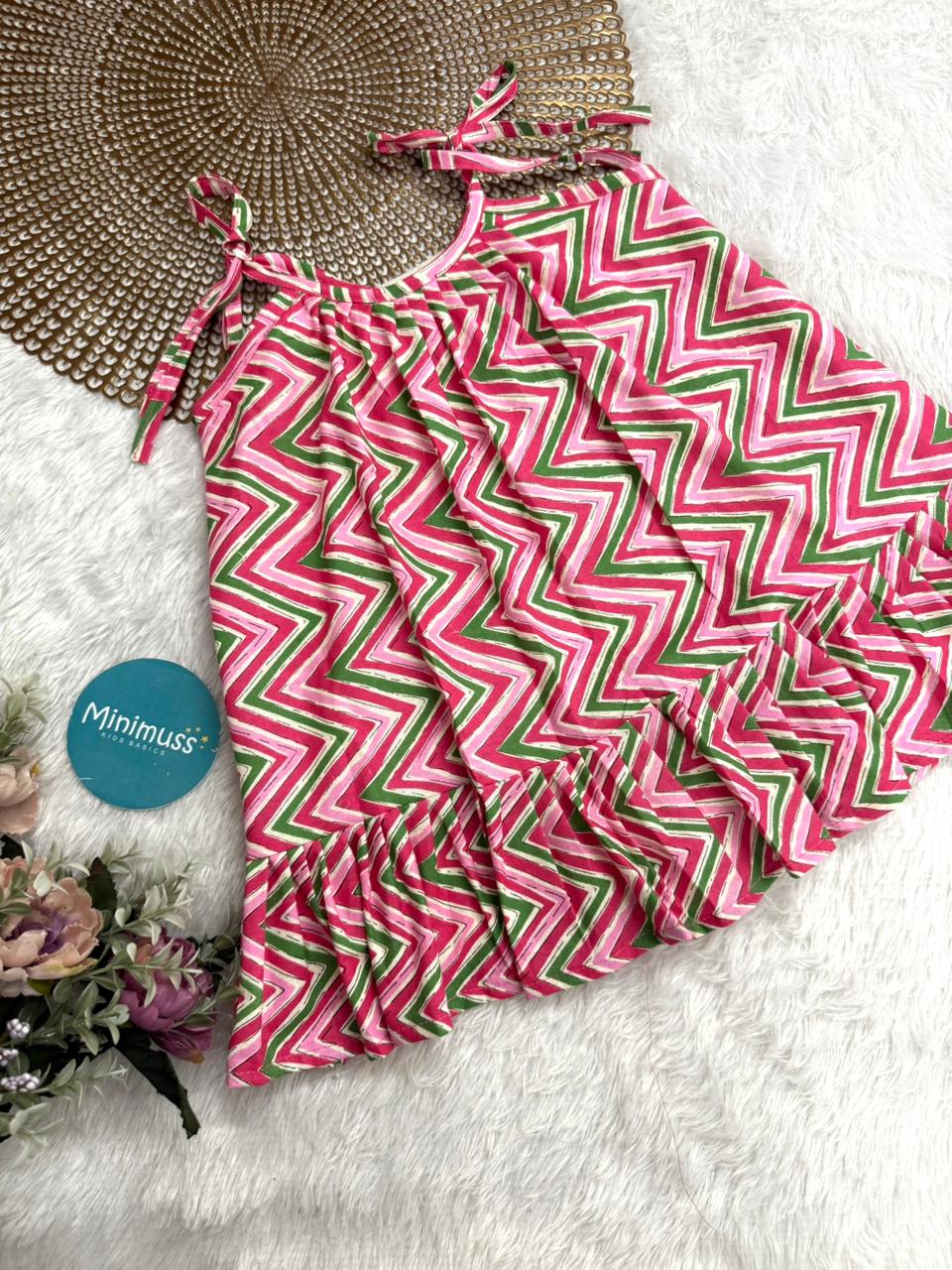 MINI GLOW -F03 - PINK FROCK