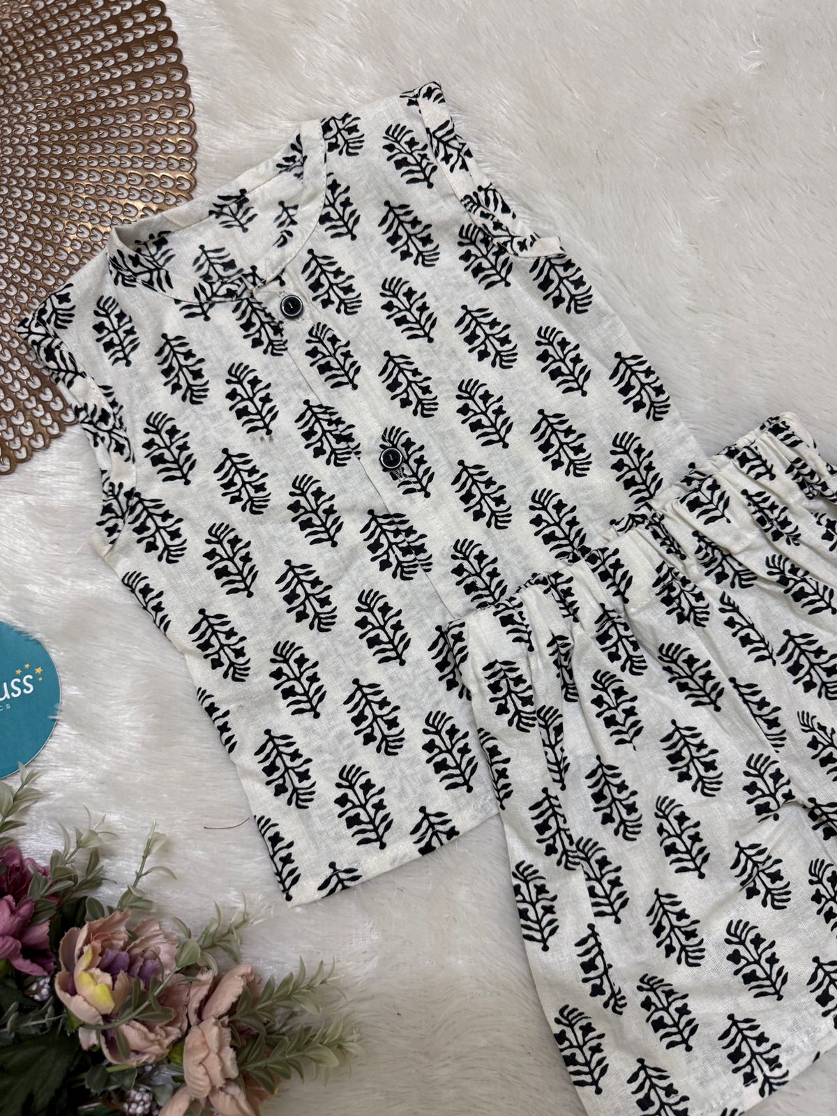 DAILY PLAY- DC030 WHITE  COORD SET