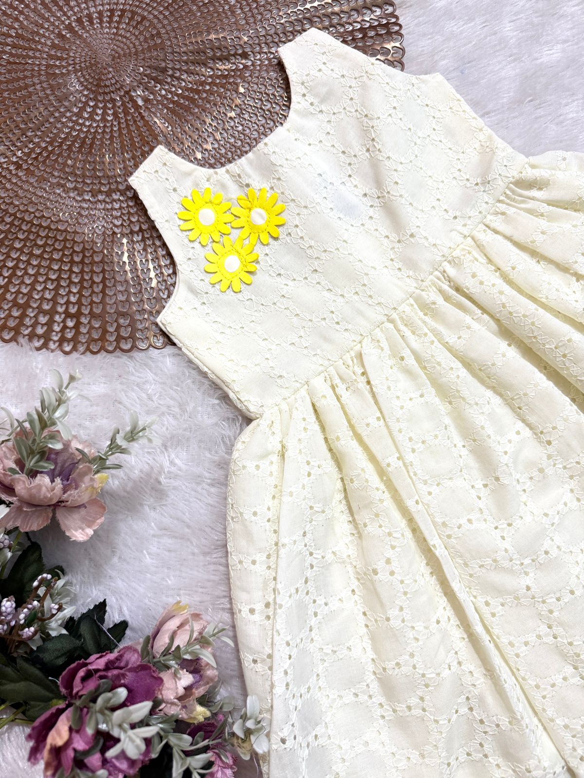 PLAYFULL PRINCESS- DC113 HALFWHITE HAKOBA FROCK