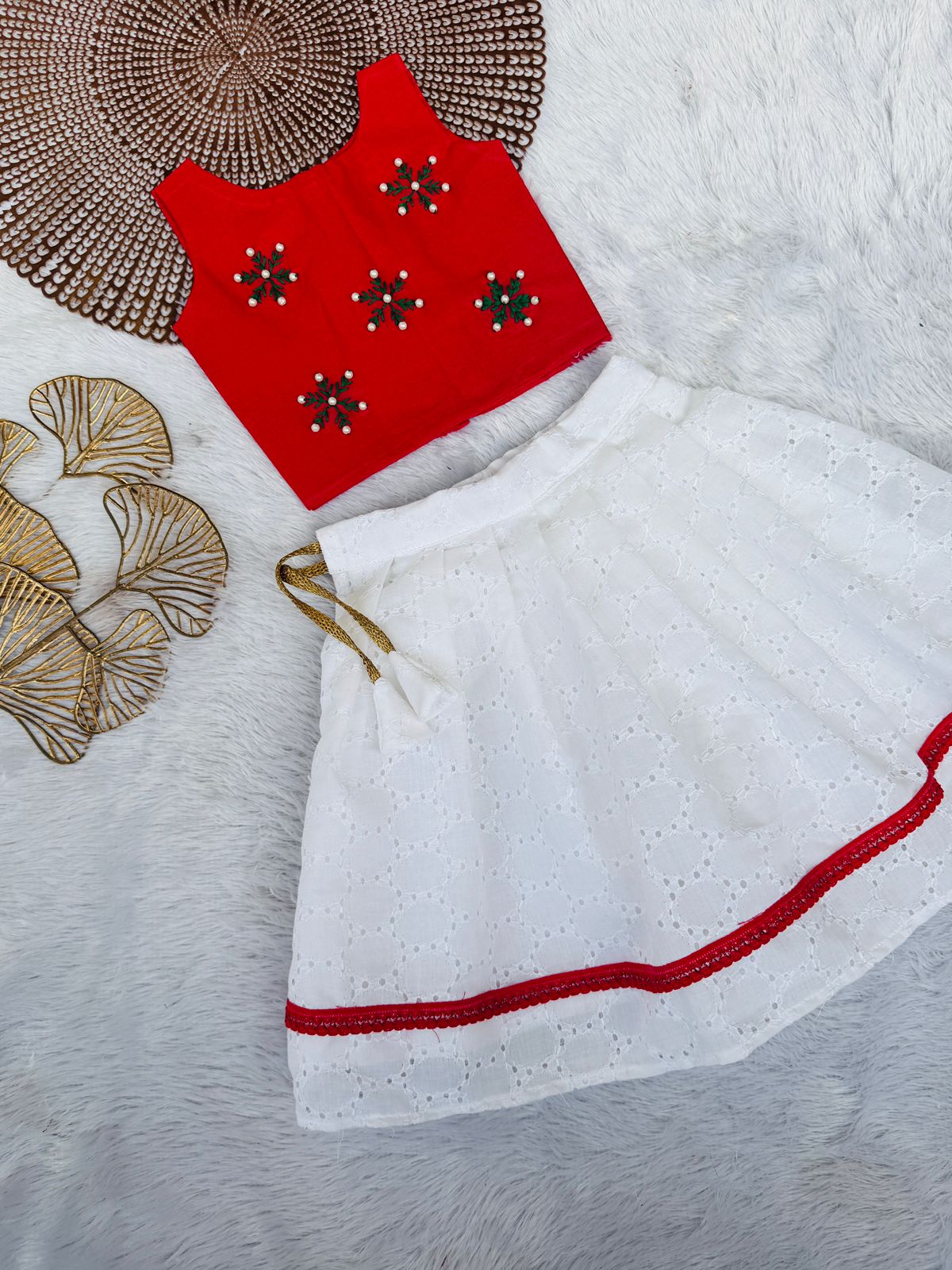 MERRY MINIMUSS- CP027-RED WHITE SNOW EMBROIDERED SKIRT SET