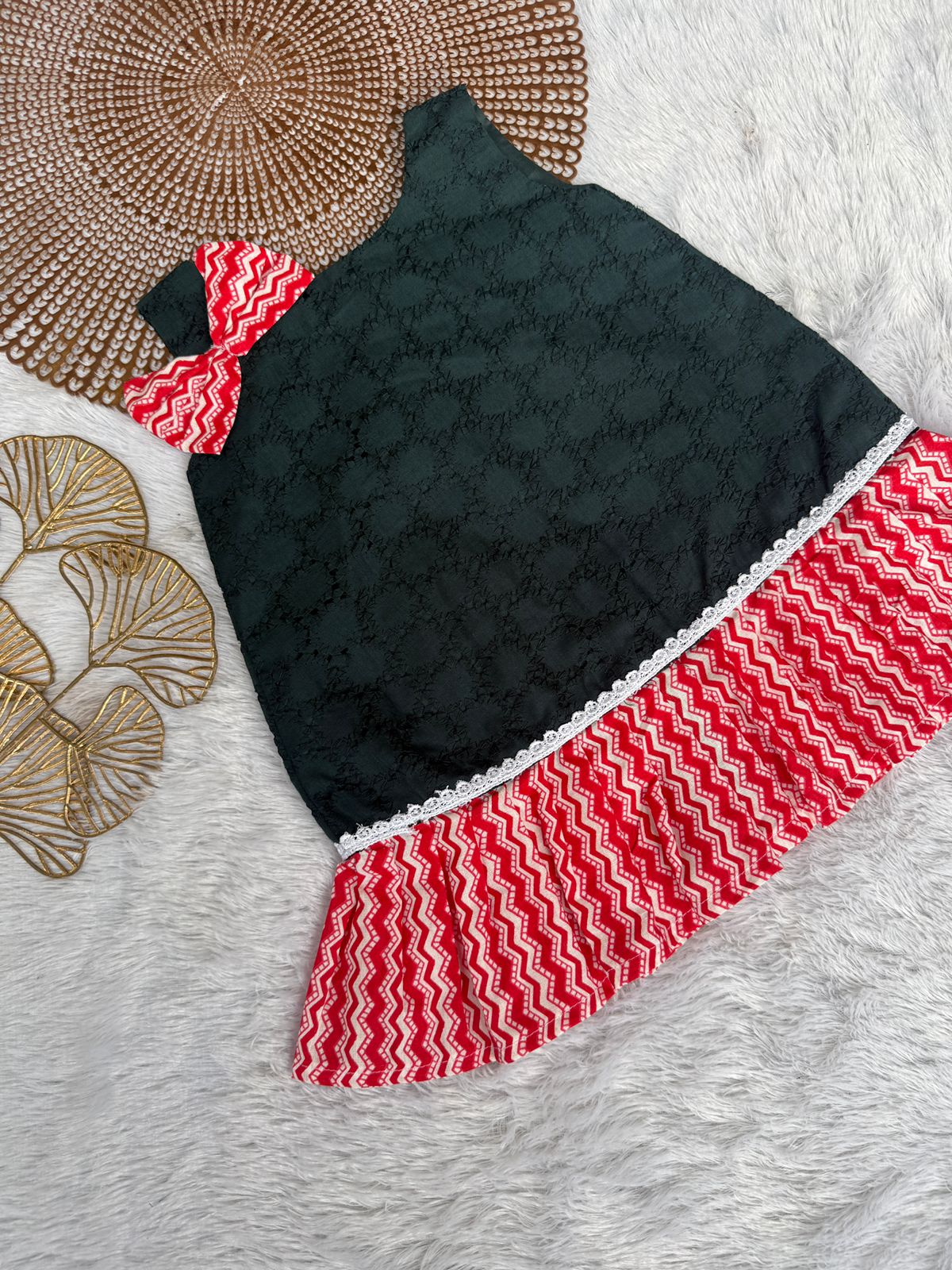 MERRY MINIMUSS- CP030-RED WHITE CHRISTMAS TREE SKIRT SET