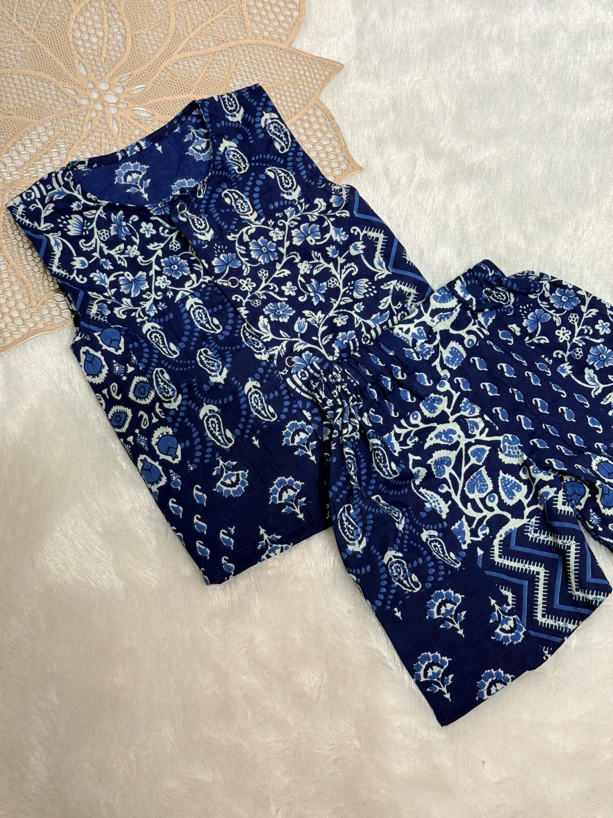 DAILY PLAY -SC809-INDIGO WHITE CIRCLE UNISEX COORD SET