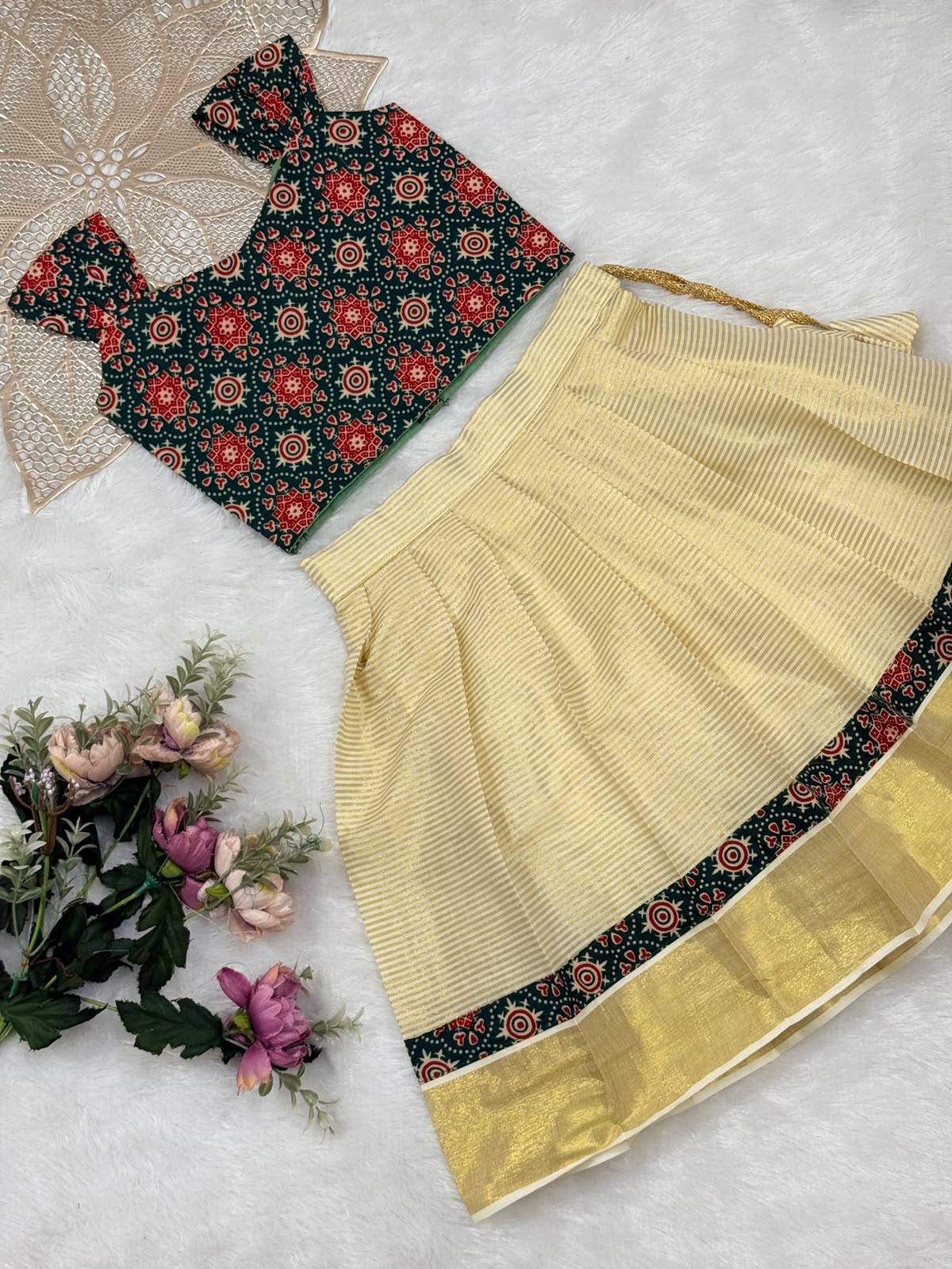ONAM2026 -O9 -AJRAKH PATOLA PRINT GREEN TOP KASAVU SKIRT