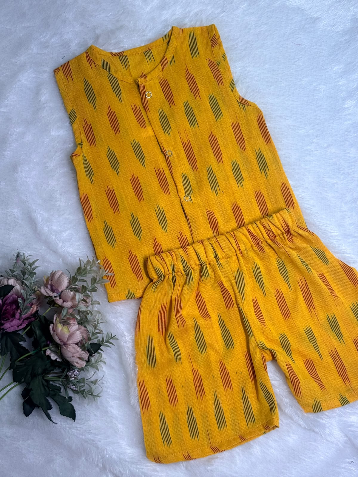 DAILY PLAY -NYC031- YELLOW WITH GREEN IKKAT COORD SET
